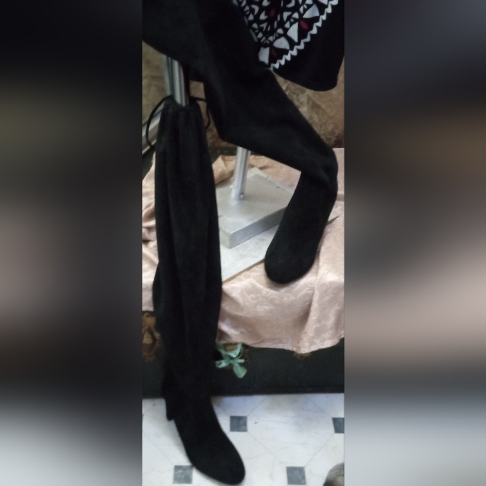 Thigh high Boots